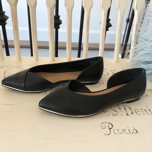 Black Flats, Slip Ons, Pointed Toe, Gold Colour Trim, Nice Condition - Picture 2 of 15